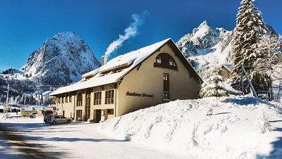 Hotel Brunni Winter Mythenregion