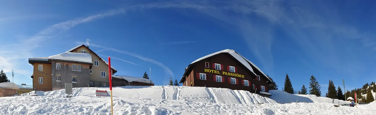 Hotel Passhöhe Ibergeregg Mythenregion Winter